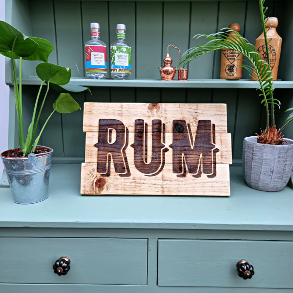 Pallet Wood Rum Sign