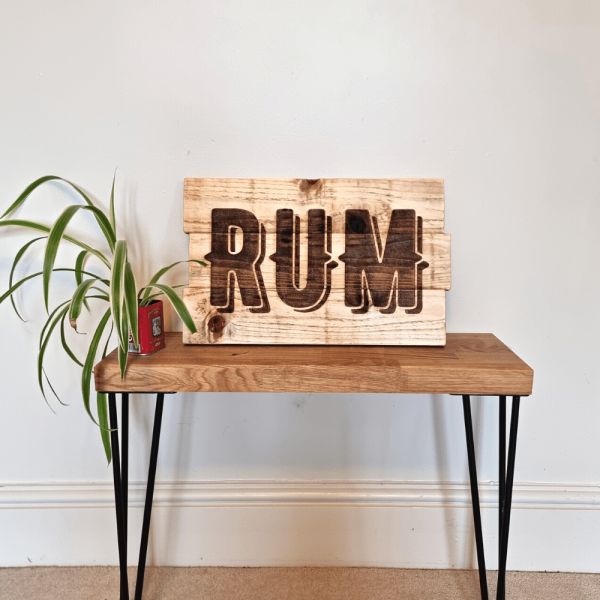Pallet Wood Rum Sign